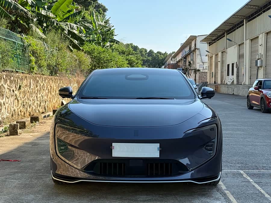 Avatr 12 2023 car image #3