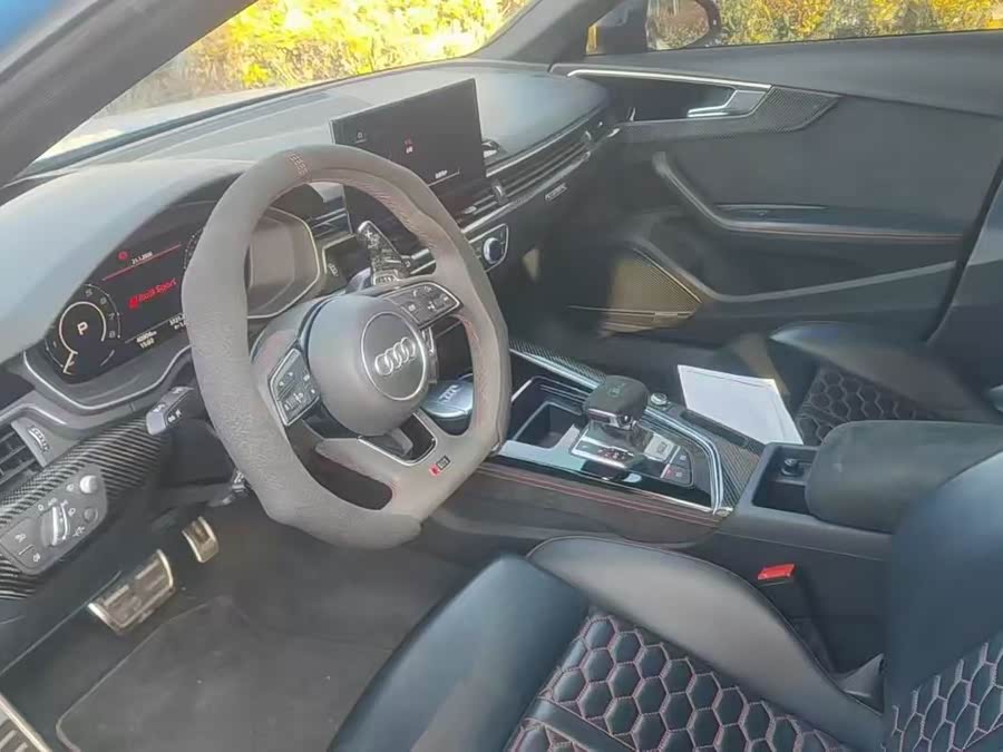 Audi RS 4 2021 car image #3