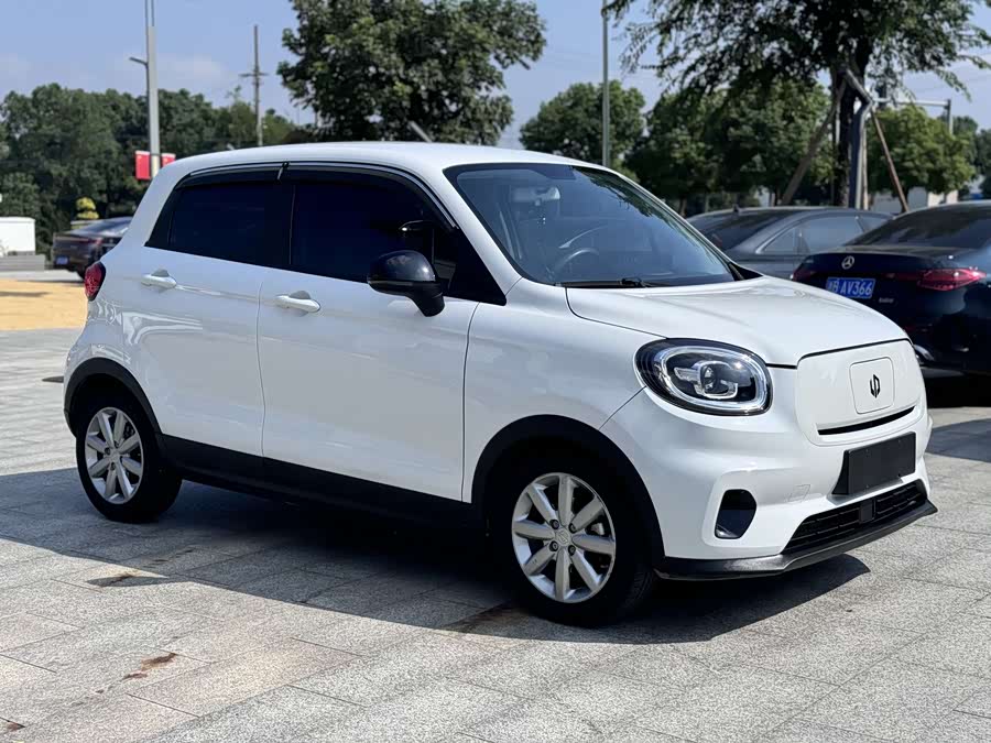 零跑汽车 零跑T03 2022 汽车图片 #3