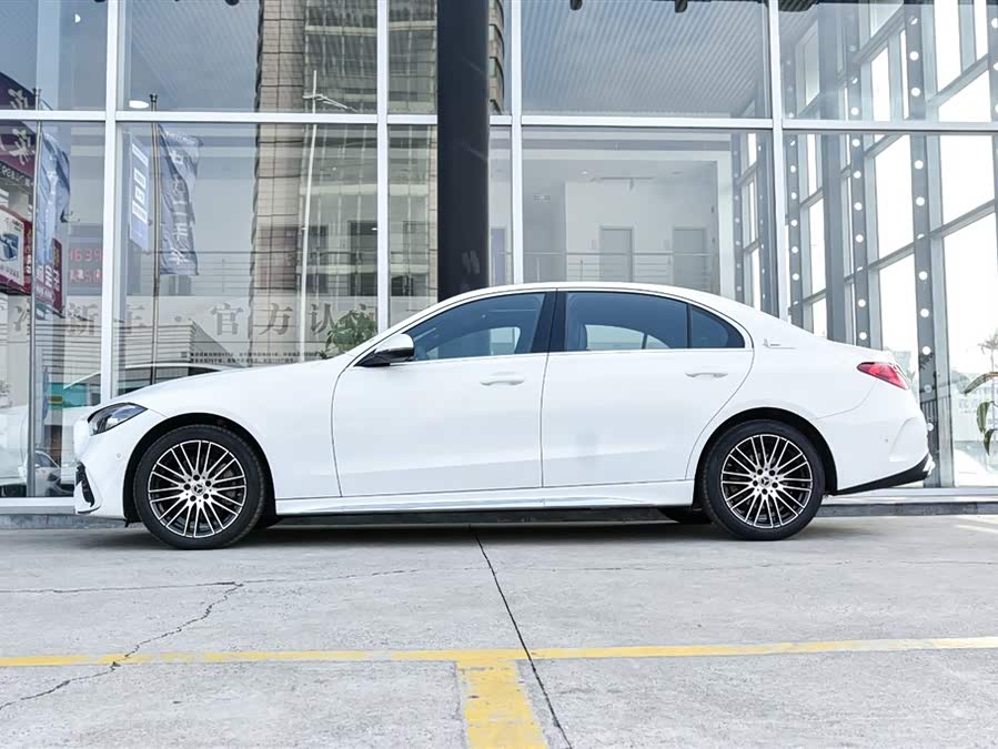 Mercedes-Benz C Class 2023 car image #3