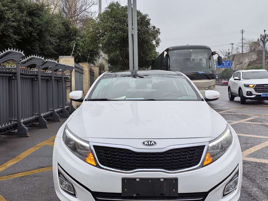 Kia K5 2015 car image #3