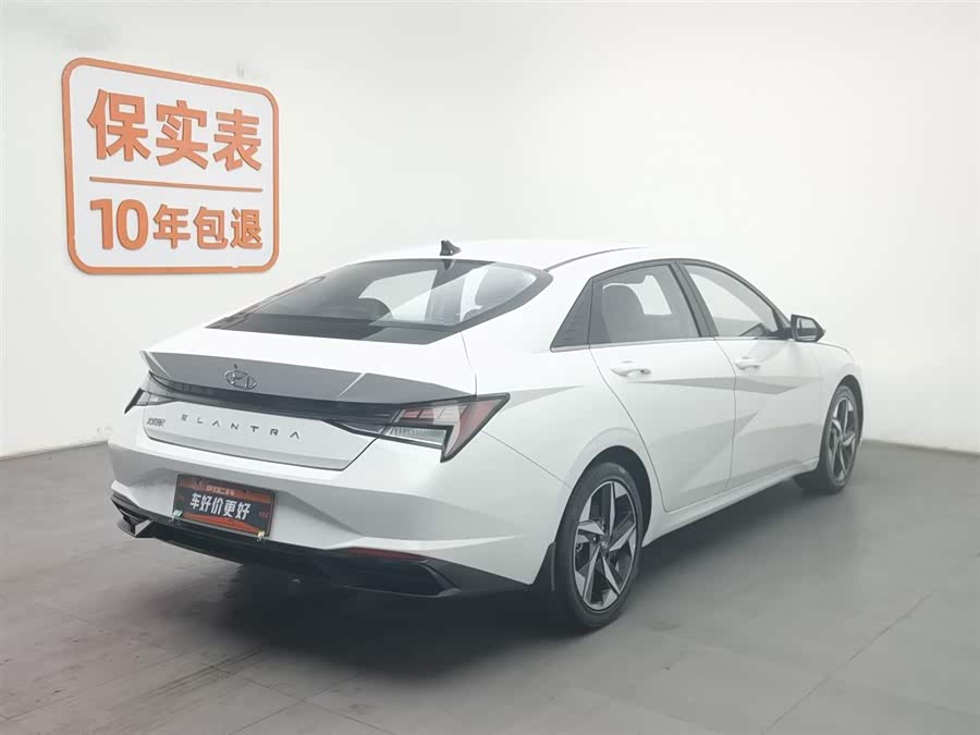 Hyundai Elantra 2022 car image #3