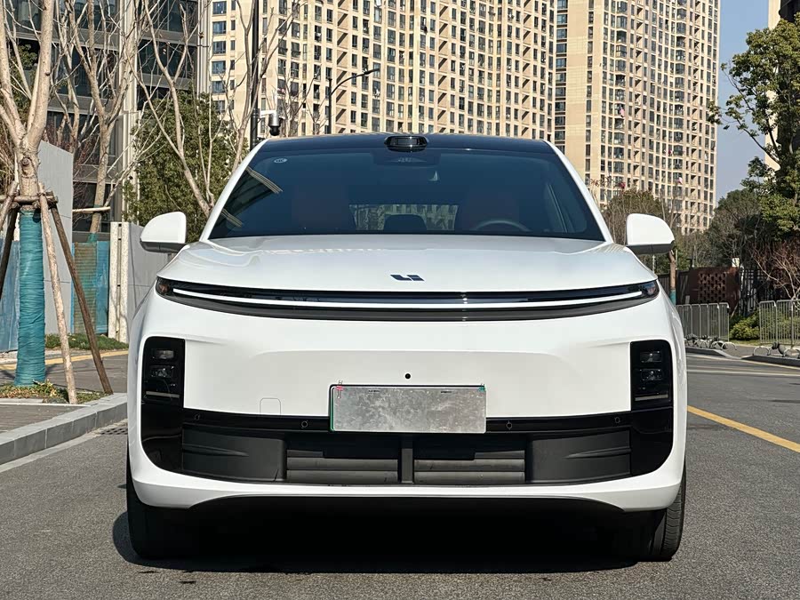 Li L6 2025 imagen de coche #3