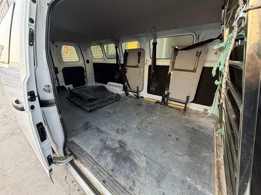 Kaiyi E7 2025 car image #3