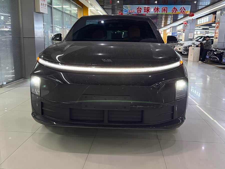 Li L6 2025 imagen de coche #3