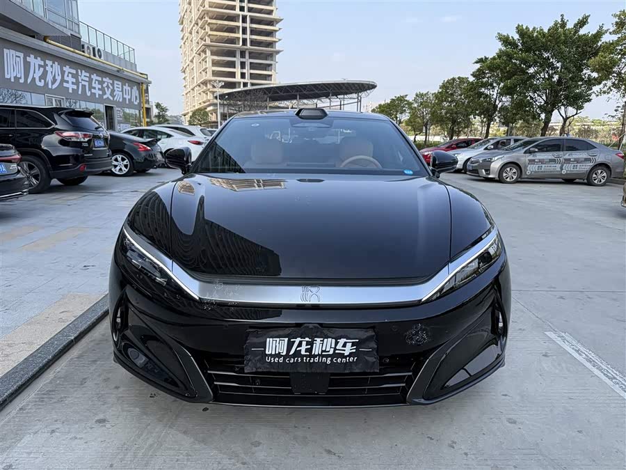 BYD HanL 2025 car image #3