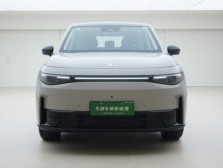 零跑汽车 零跑C10 2025 汽车图片 #3