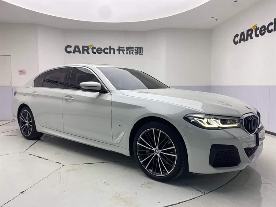 BMW 5 Series 2021 car image #3