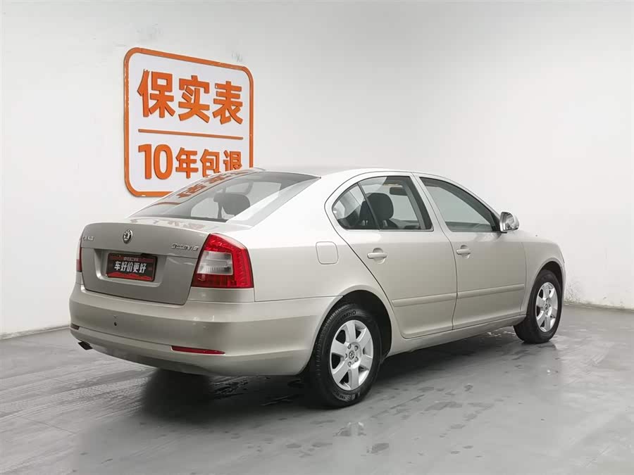 Skoda Octavia 2012 car image #3