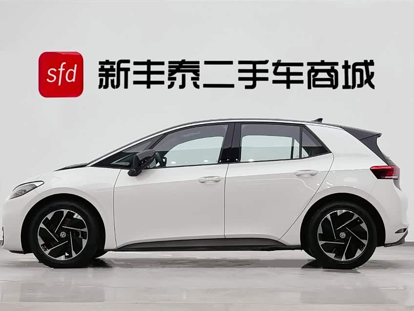 Volkswagen 2025 car image #3