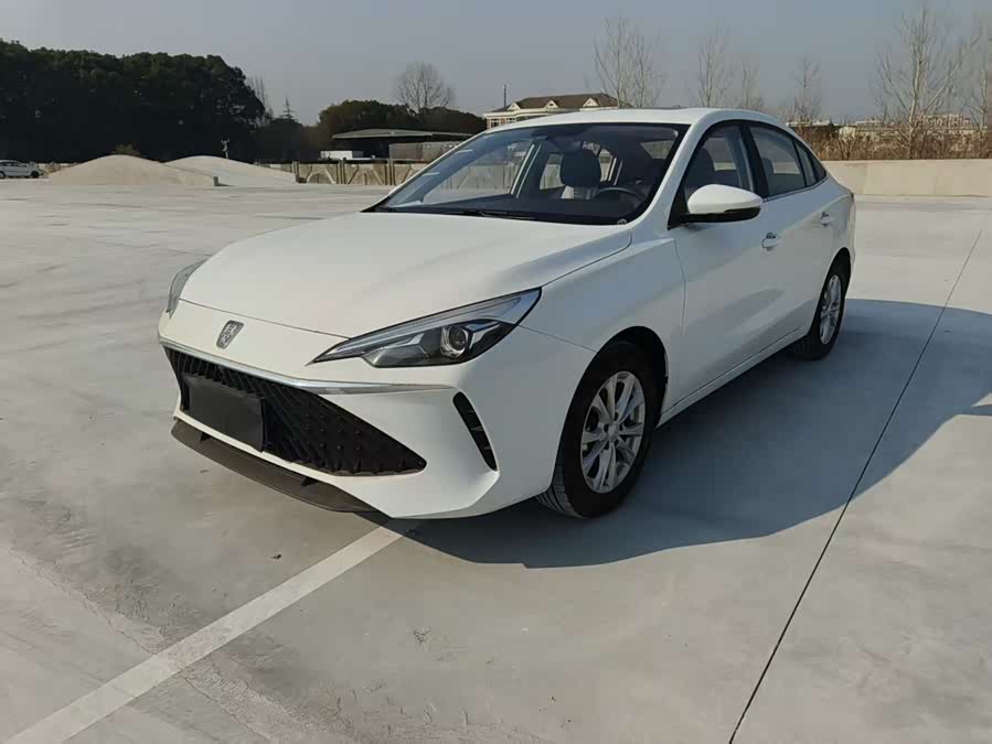 Roewe i5 2025 #3 Roewe i5 2025 car image #3