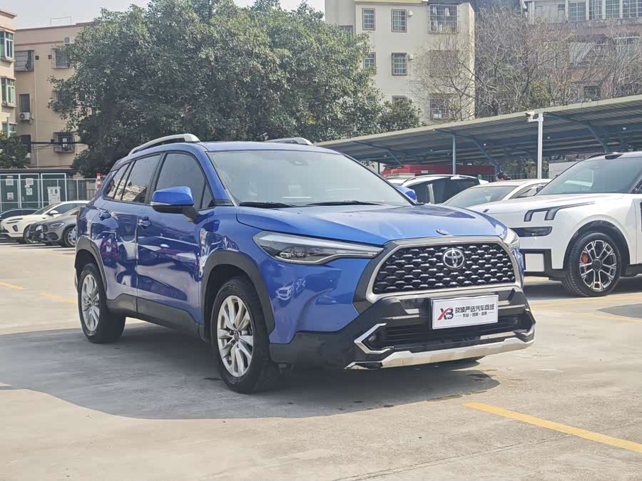 Toyota Corolla Cross 2022 immagine di auto #3