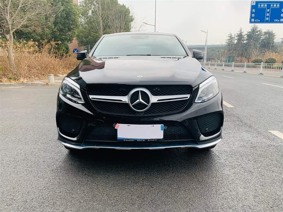 Mercedes-Benz GLE Coupe 2019 #3 Mercedes-Benz GLE Coupe 2019 car image #3