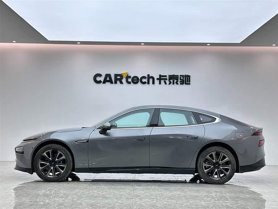 Xpeng P7 2022 صورة سيارة #3