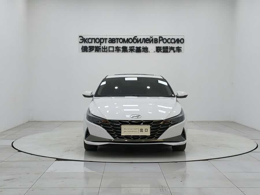 Hyundai Elantra 2022 car image #3