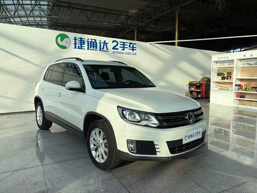 Volkswagen Tiguan 2017 car image #3