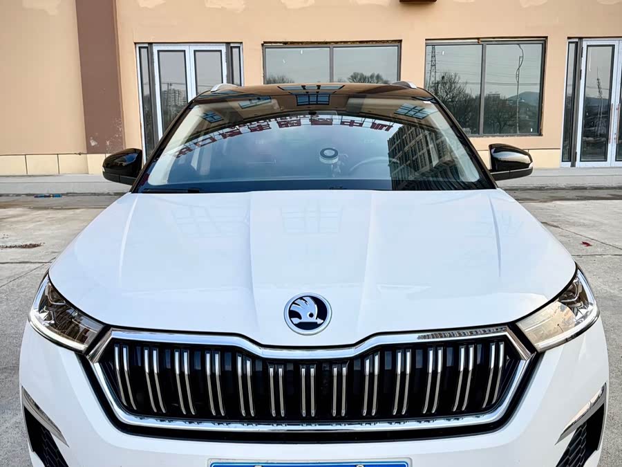 Skoda Kamiq 2022 imagem de carro #3