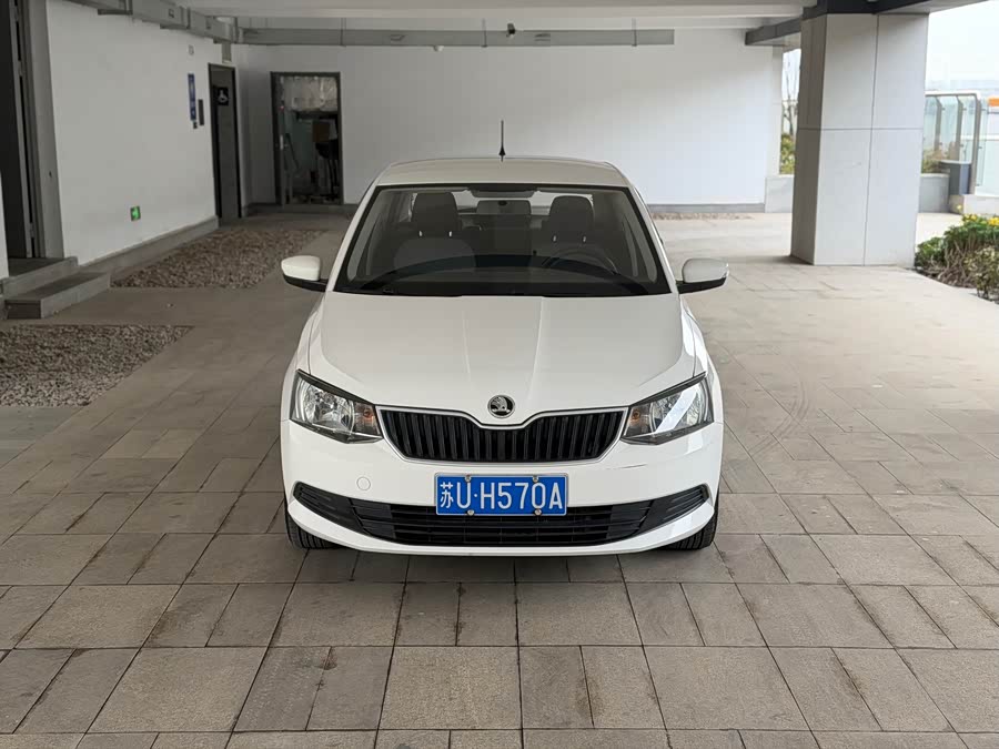 Skoda Fabia 2018 صورة سيارة #3