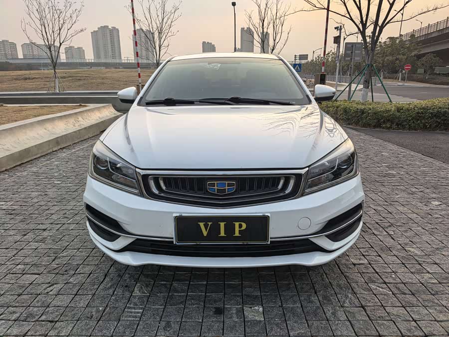 GEELY Emgrand 2018 car image #3