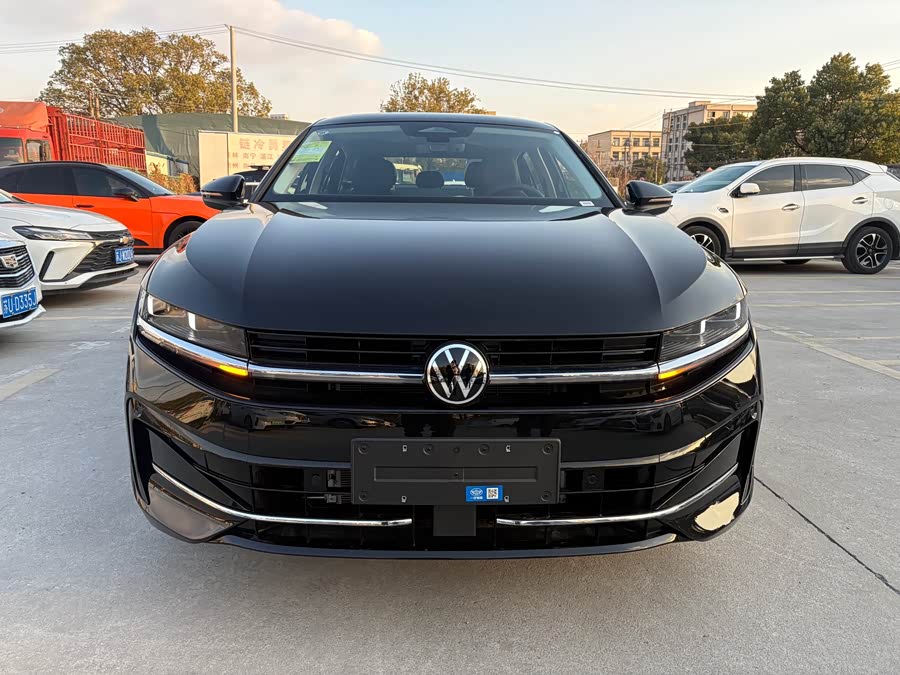 Volkswagen Magotan 2025 car image #3