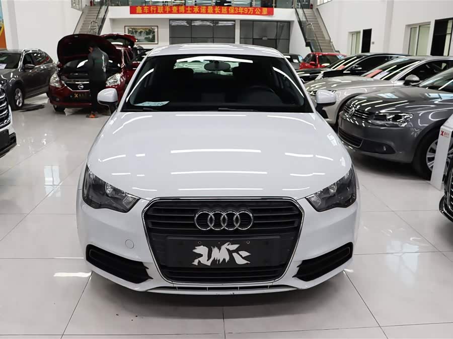 Audi A1 2011 car image #3