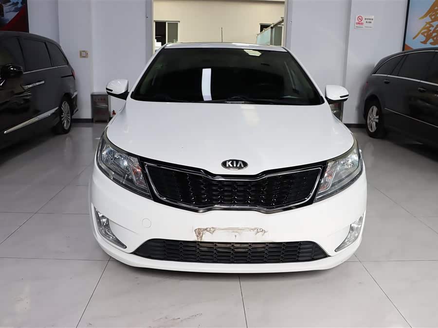 起亚 起亚K2 2012 汽车图片 #3