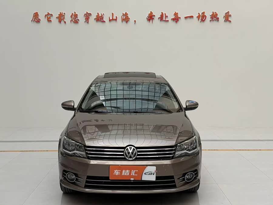 Volkswagen Bora 2015 car image #3