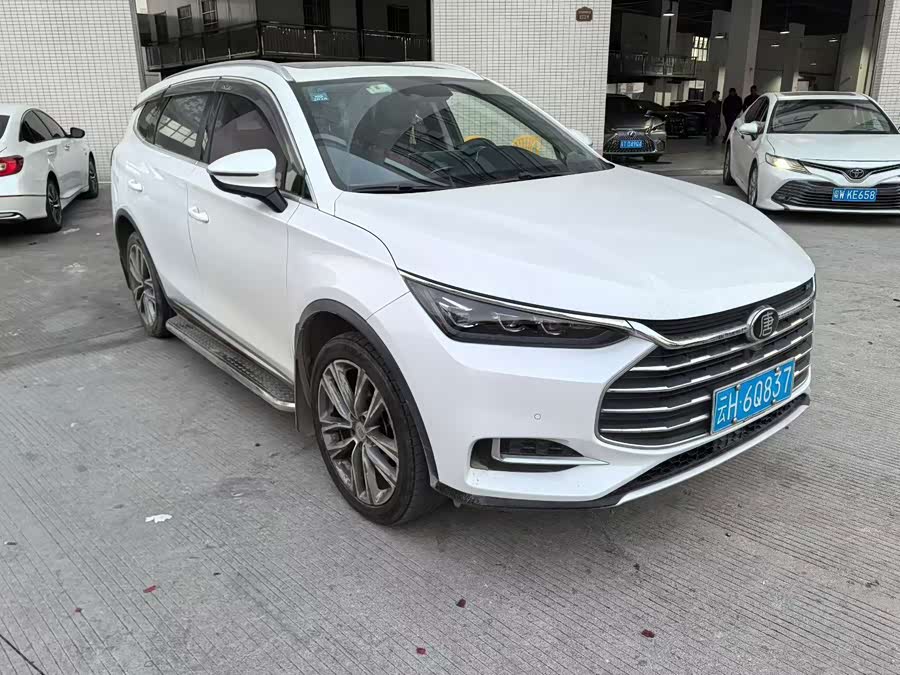 BYD Tang 2019 car image #3
