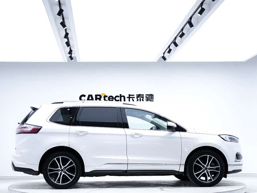 Ford Edge 2020 car image #3