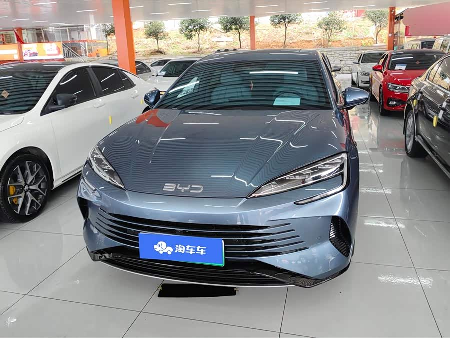 BYD Seal 07 DM-i 2025 car image #3
