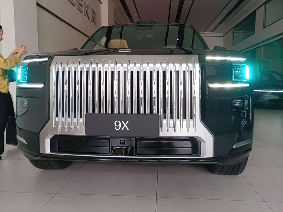Zeekr 9X #3 Zeekr 9X car image #3