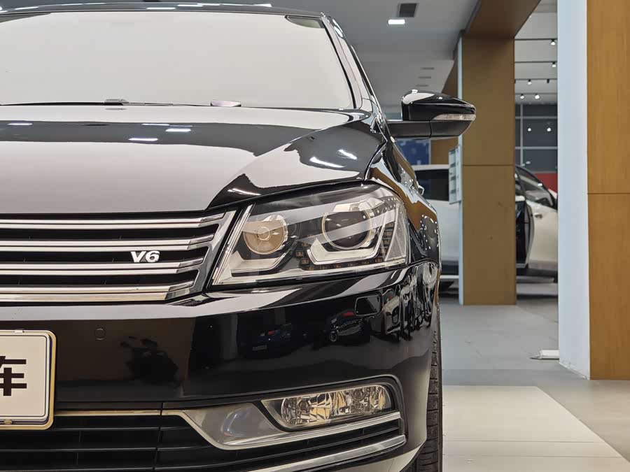 Volkswagen Magotan 2013 immagine di auto #3