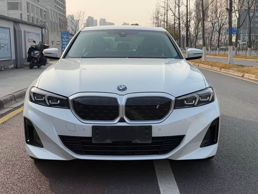 BMW i3 2022 #3 BMW i3 2022 car image #3