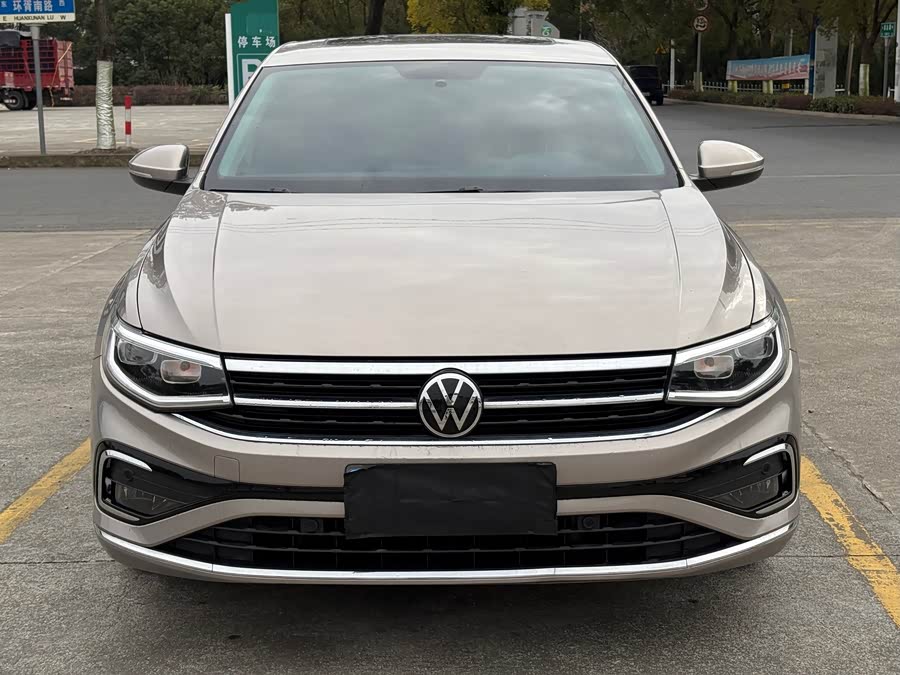 Volkswagen Bora 2023 car image #3