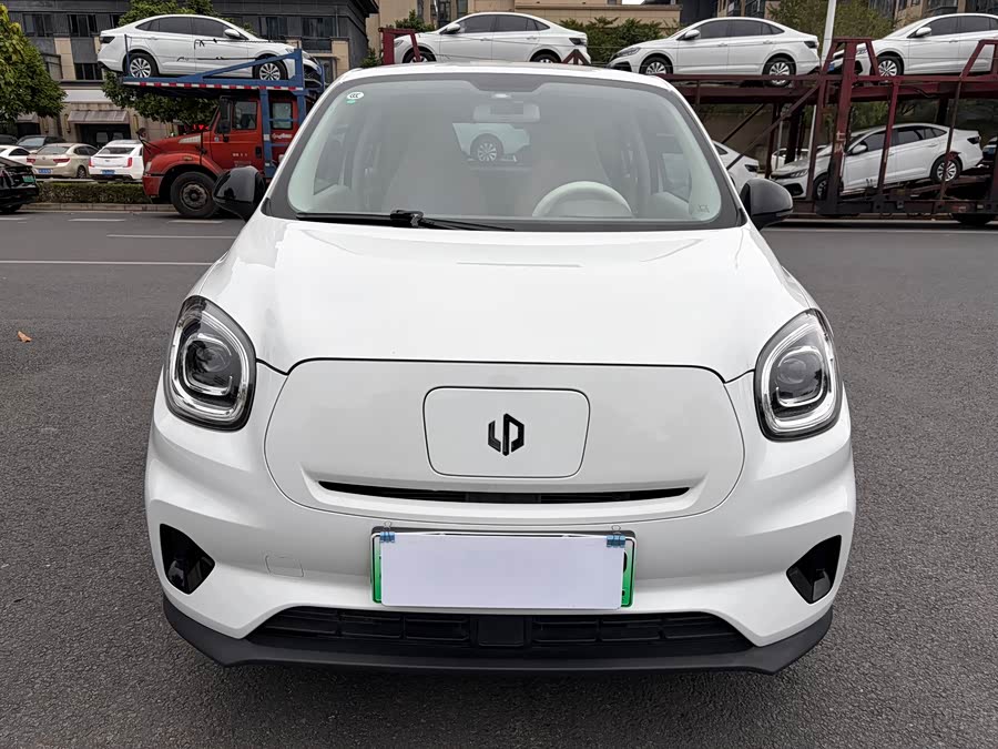 零跑汽车 零跑T03 2024 汽车图片 #3