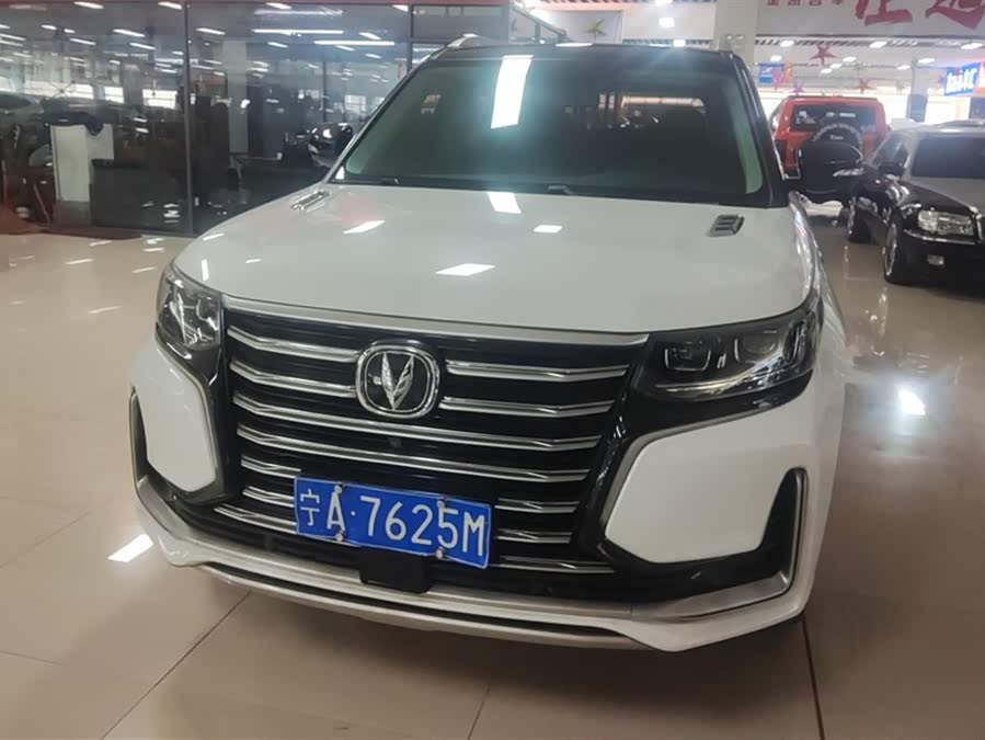 Changan CS95 2019 صورة سيارة #3