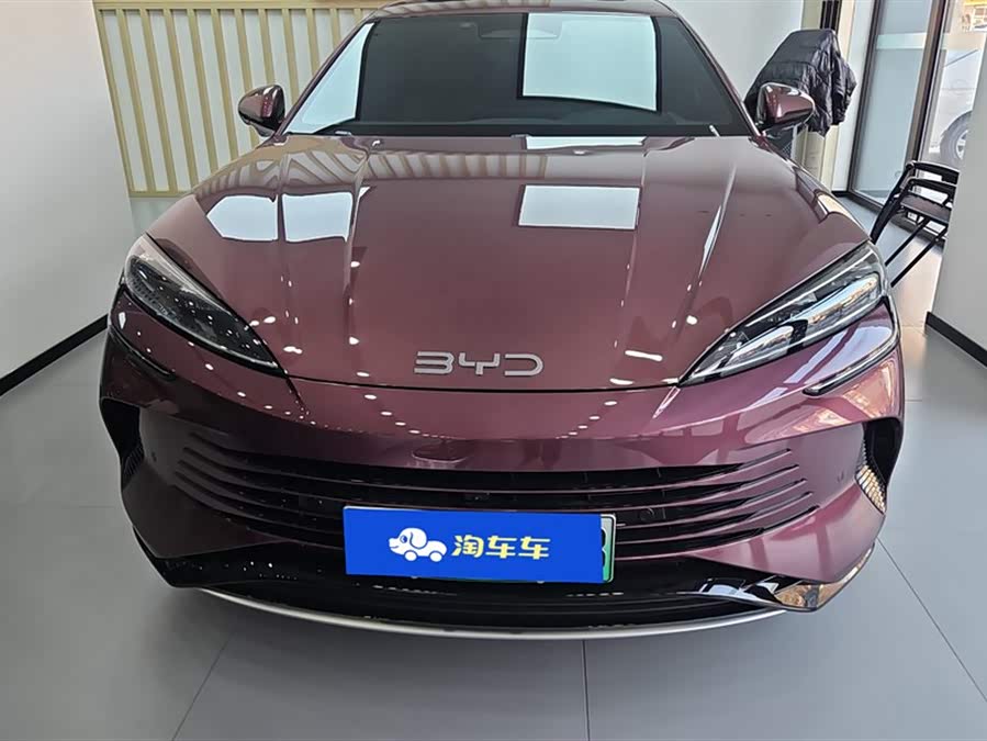 BYD Seal 07 DM-i 2025 car image #3