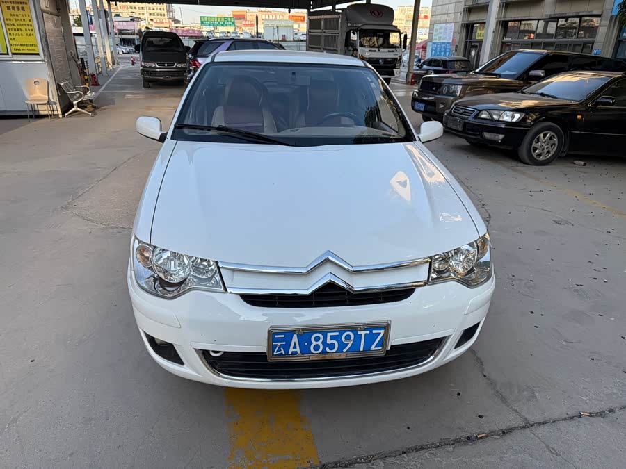 Citroen C-Elysée 2010 imagem de carro #3