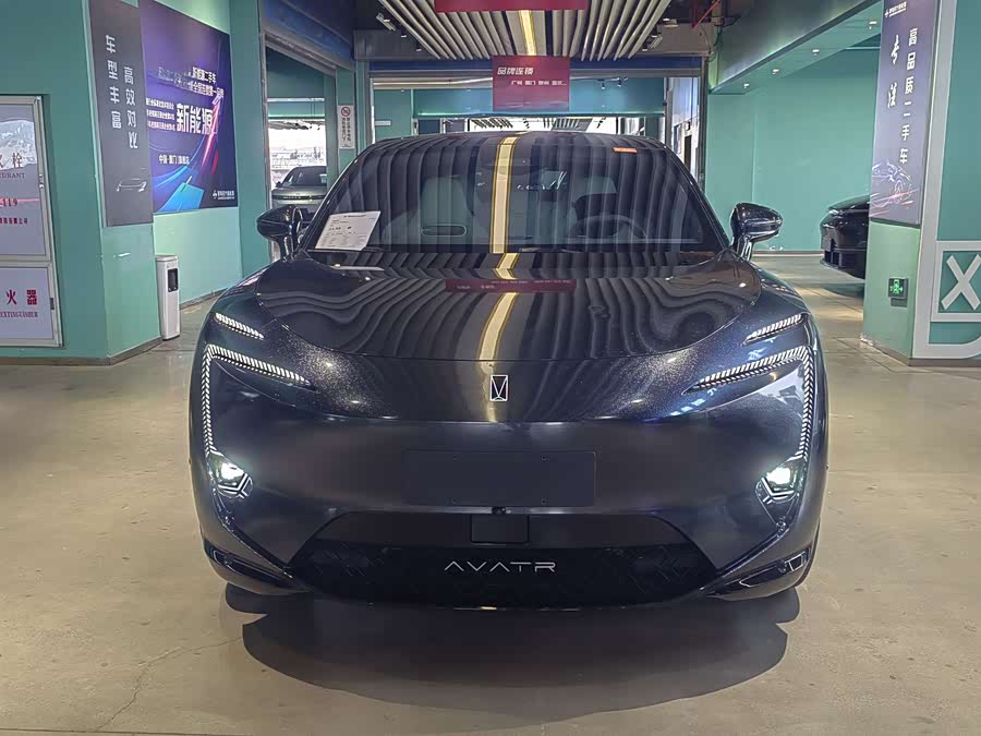 Avatr 11 2024 car image #3
