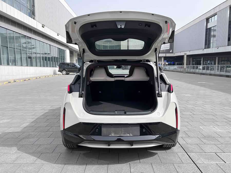 极氪 极氪X 2024 汽车图片 #3