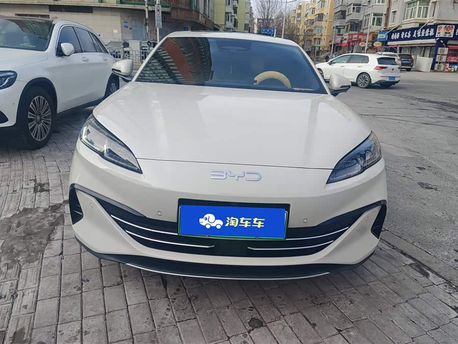 BYD Seal 06 DM-i 2025 immagine di auto #3