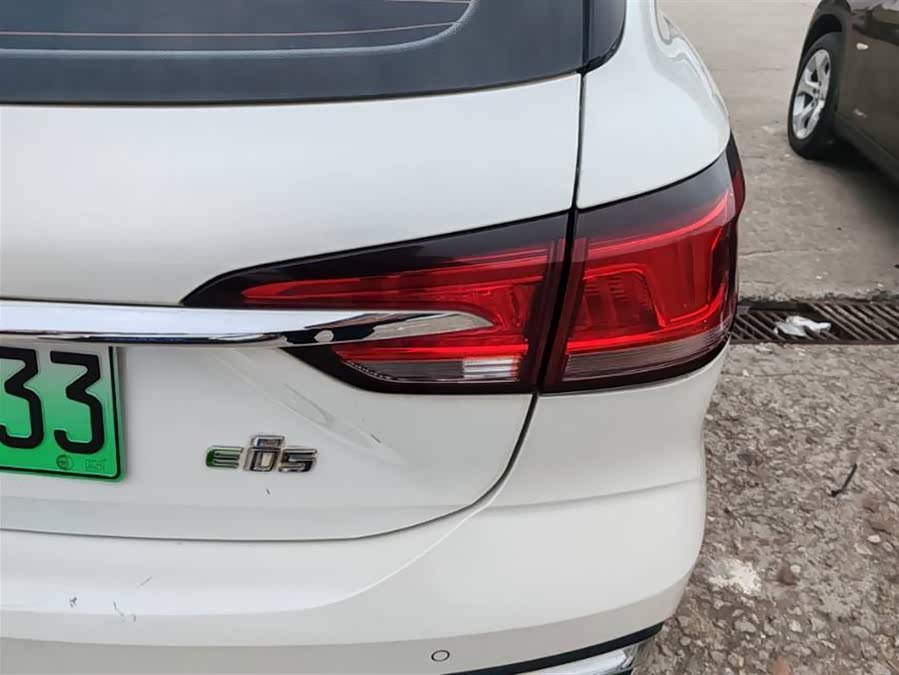 荣威 荣威Ei5 2018 汽车图片 #3