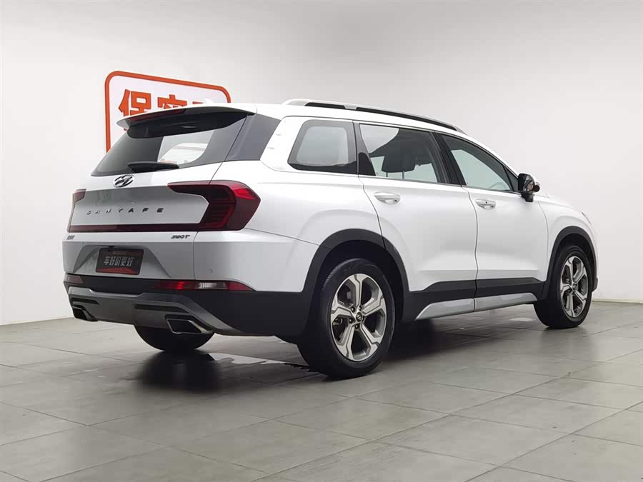 Hyundai Santa Fe 2020 car image #3