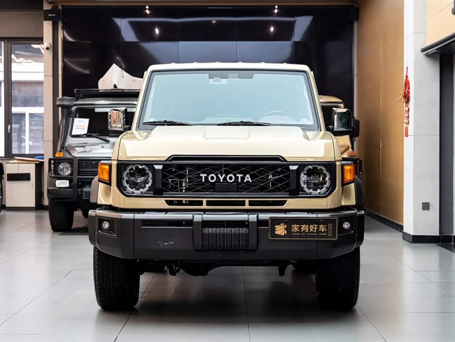 Toyota 2025 car image #3