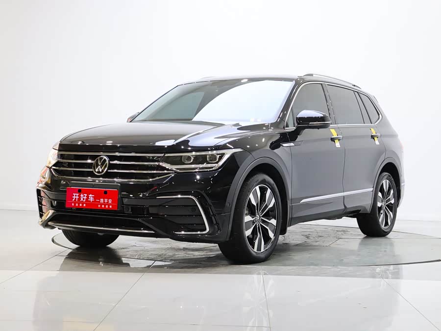Volkswagen Tiguan L 2023 #3 Volkswagen Tiguan L 2023 car image #3