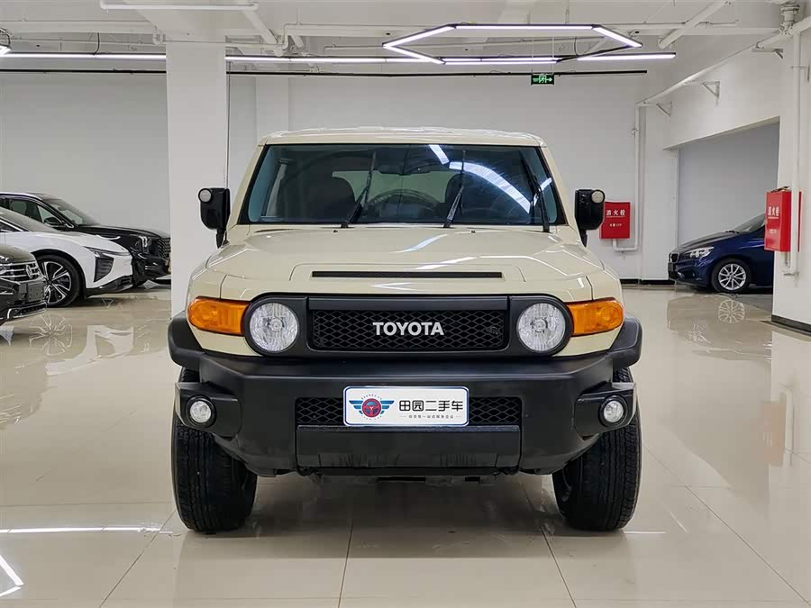 Toyota 2025 car image #3