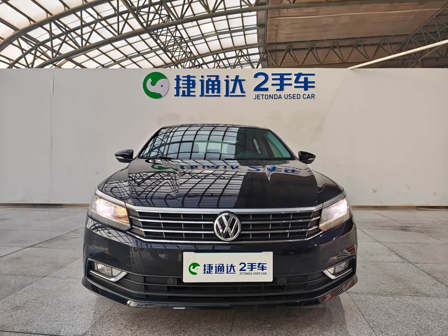 Volkswagen Passat 2018 car image #3