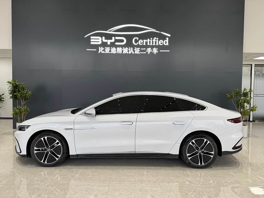 BYD Han 2023 car image #3