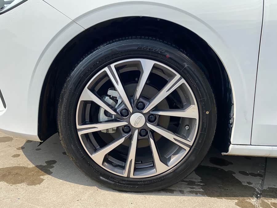 GEELY Emgrand 2024 #3 GEELY Emgrand 2024 car image #3
