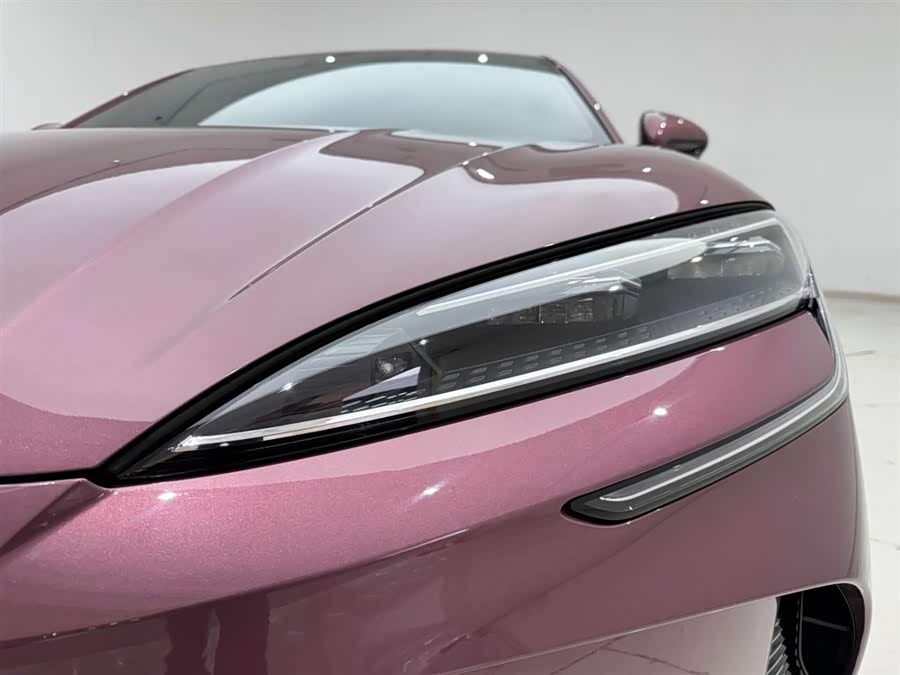 BYD Seal 07 DM-i 2025 car image #3